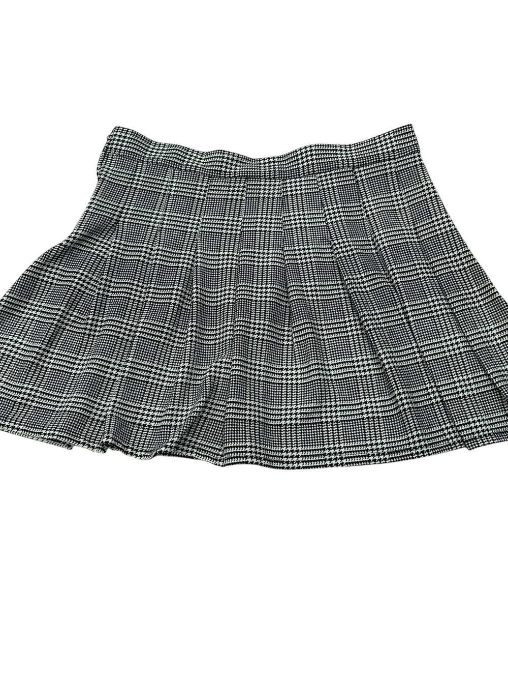 Plaid Pleated Mini Skirt - Black & White